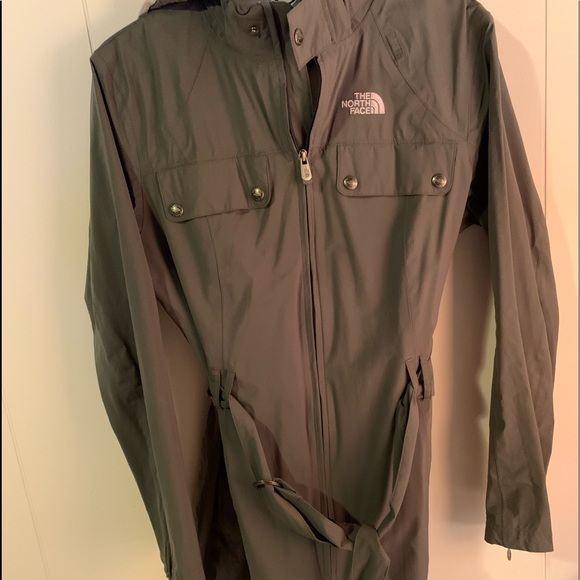 Women’s M North Face light trench rain jacket - Picture 2 of 2